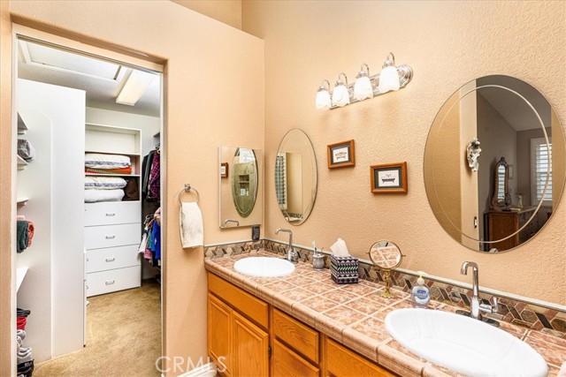 Detail Gallery Image 17 of 53 For 19 Corte Lateuza, Lake Elsinore,  CA 92532 - 3 Beds | 2/1 Baths