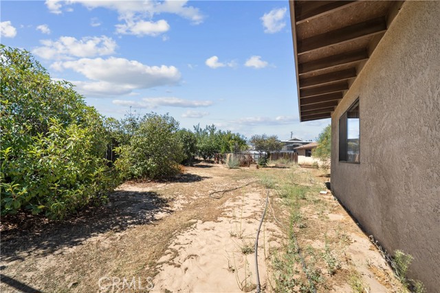 7684 Oakwood Ave, Hesperia, CA 92345 photo 23