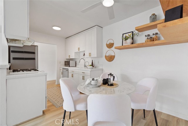 Detail Gallery Image 7 of 18 For 2411 Prospect #214,  Hermosa Beach,  CA 90254 - 2 Beds | 2 Baths