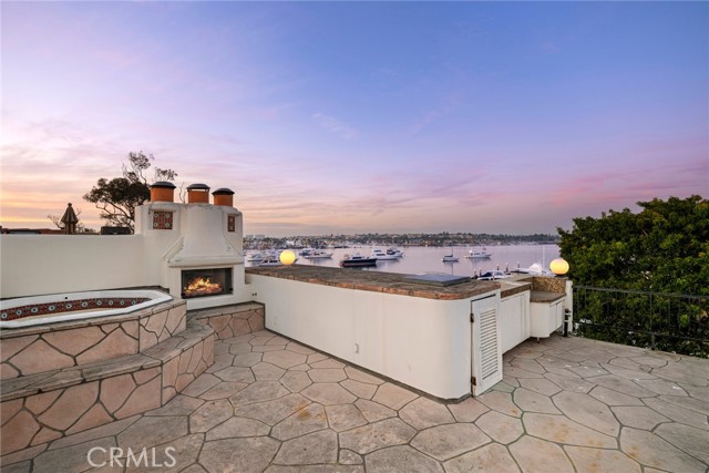 Detail Gallery Image 33 of 36 For 501 W Edgewater Ave, Newport Beach,  CA 92661 - 3 Beds | 3/1 Baths