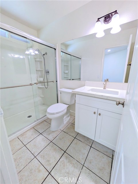 Detail Gallery Image 14 of 18 For 13842 Caspian, Moreno Valley,  CA 92553 - 2 Beds | 2 Baths