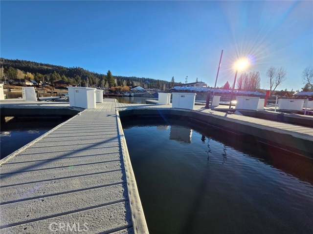 Detail Gallery Image 4 of 5 For 400 Pine Knot Blvd F-36, Big Bear Lake,  CA 92315 - – Beds | – Baths