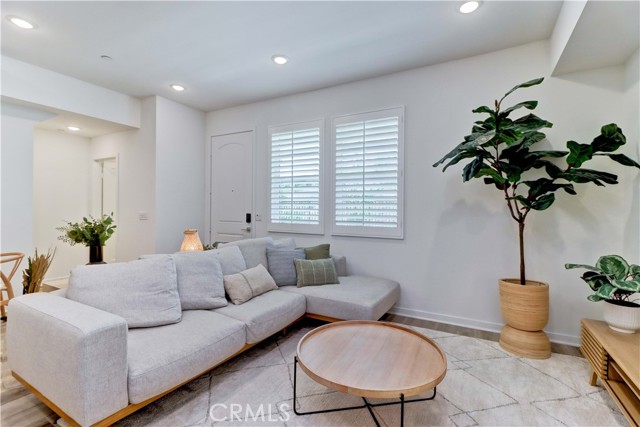 Detail Gallery Image 5 of 31 For 114 Lugo, Mission Viejo,  CA 92692 - 1 Beds | 1/1 Baths