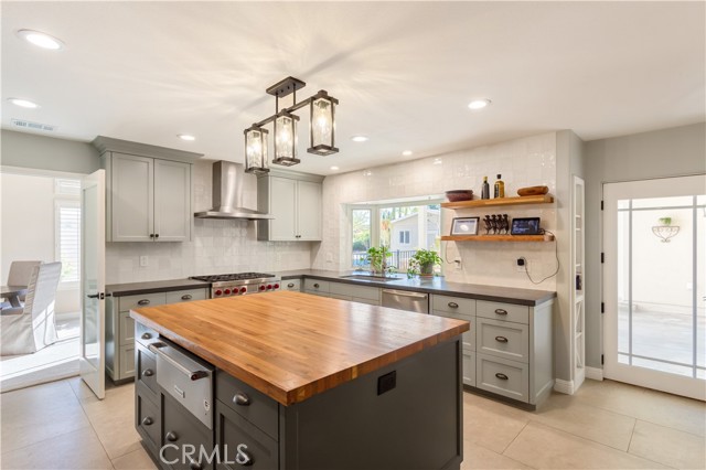 Detail Gallery Image 7 of 47 For 40512 Corte De Opalo, Murrieta,  CA 92562 - 5 Beds | 4 Baths