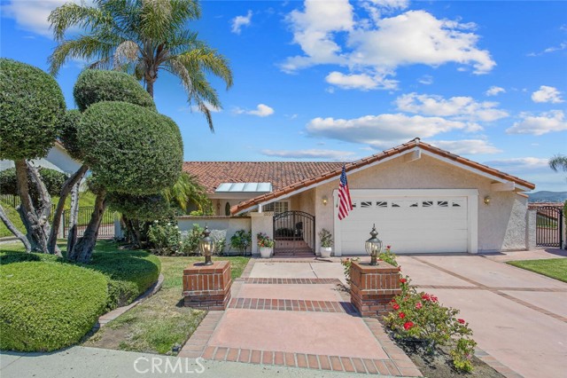 2039 Channelford Road, Westlake Village CA: https://media.crmls.org/medias/71913a78-d479-4e42-8ee6-383fad7d9f89.jpg