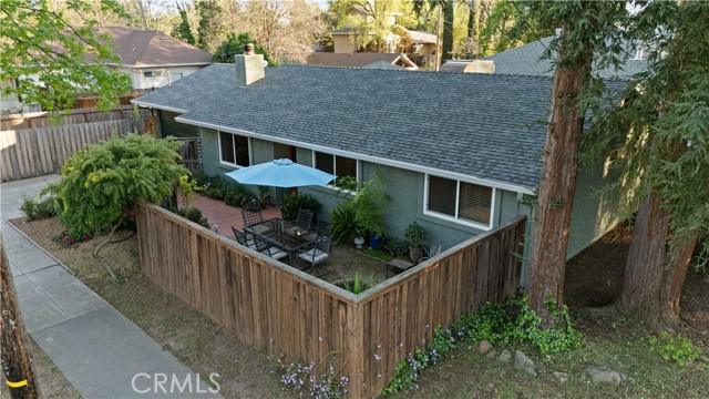 Detail Gallery Image 2 of 57 For 1608 Broadway, Chico,  CA 95928 - 3 Beds | 2 Baths