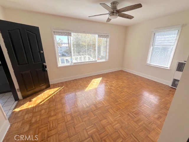 Detail Gallery Image 2 of 15 For 270 Cliff Dr #7,  Laguna Beach,  CA 92652 - 1 Beds | 1 Baths