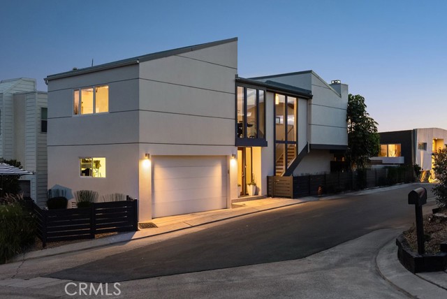 Detail Gallery Image 5 of 41 For 1973 Cortez Ave, Laguna Beach,  CA 92651 - 3 Beds | 2/1 Baths