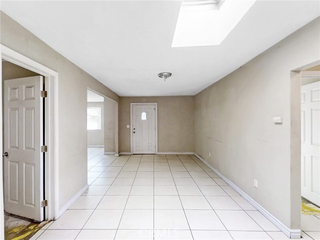 Detail Gallery Image 3 of 18 For 3629 Hope St, Huntington Park,  CA 90255 - 3 Beds | 1 Baths