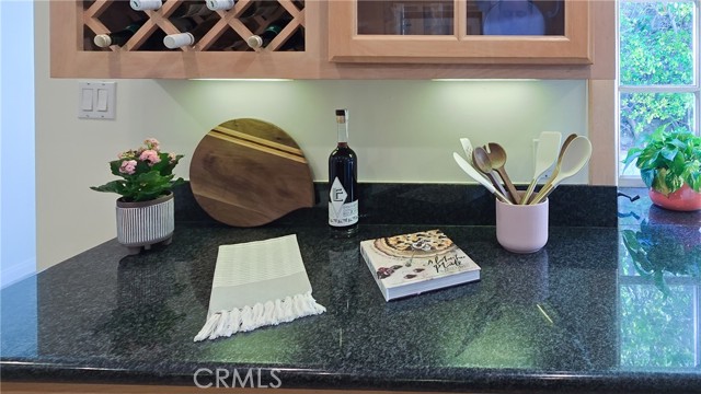 2883 Hermosita Drive, Glendale CA: https://media.crmls.org/medias/71950100-b82e-4371-bb4e-546540be669e.jpg