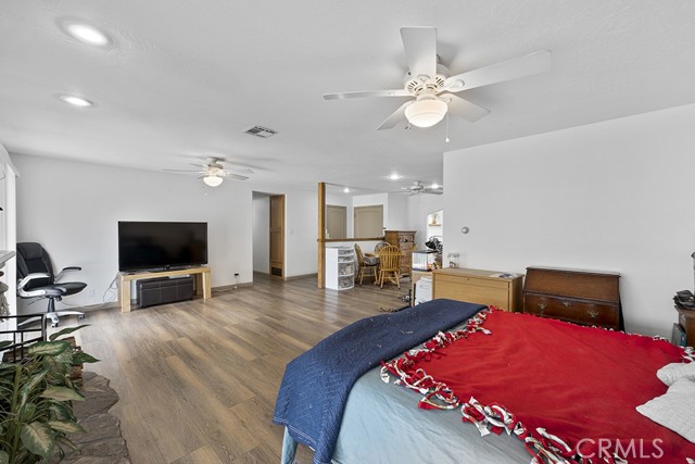 1341 Camellia Street photo 8