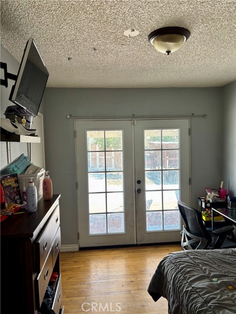 372 E Janice Street, Long Beach CA: https://media.crmls.org/medias/71953561-c1c0-4428-93da-52790124d109.jpg