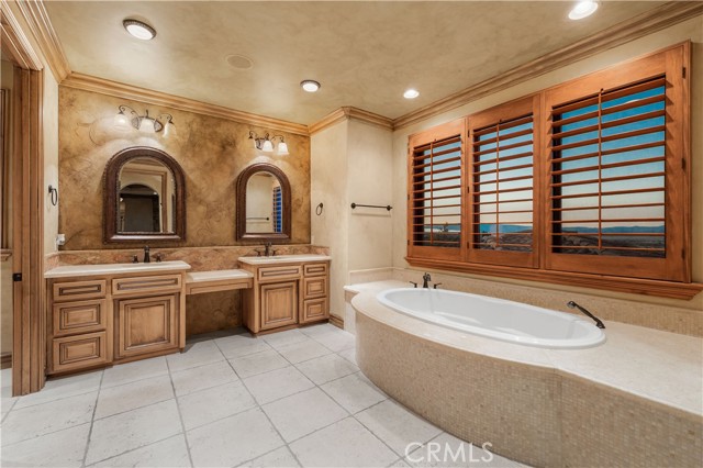 3803 Camino Hermanos, Lancaster CA: https://media.crmls.org/medias/71961a9f-de38-4ca8-ac2b-419e41eb5cc3.jpg