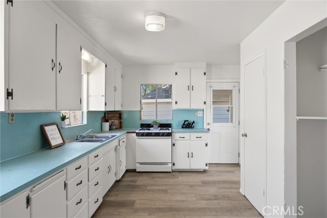 Detail Gallery Image 7 of 19 For 305 5th St, Corning,  CA 96021 - 3 Beds | 1 Baths