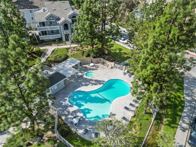 Detail Gallery Image 5 of 19 For 26762 Claudette St #417,  Canyon Country,  CA 91351 - 3 Beds | 2 Baths