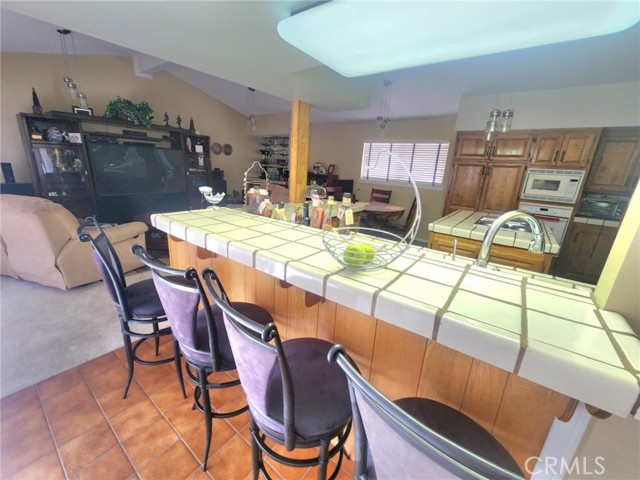 450 Fairway Drive, Palmdale CA: https://media.crmls.org/medias/71986d89-b3d6-4e41-8d4c-53c1c0d0078f.jpg