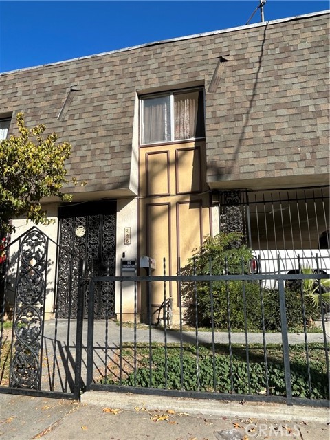 Detail Gallery Image 8 of 13 For 246 E 21st, San Bernardino,  CA 92404 - – Beds | – Baths