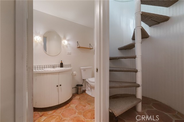 Detail Gallery Image 35 of 49 For 4805 Alta Canyada, La Canada Flintridge,  CA 91011 - 3 Beds | 3 Baths