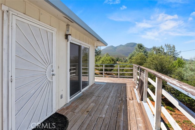 Detail Gallery Image 3 of 9 For 9835 Fairway Dr, Kelseyville,  CA 95451 - 3 Beds | 2 Baths