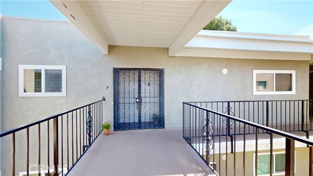Detail Gallery Image 2 of 41 For 2399 via Mariposa 3f,  Laguna Woods,  CA 92637 - 1 Beds | 1 Baths