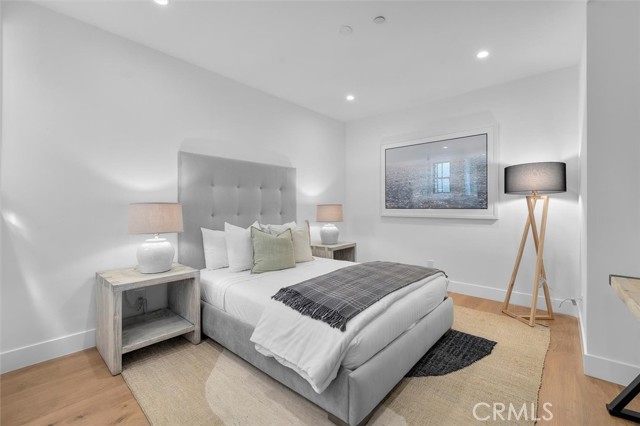 Detail Gallery Image 60 of 75 For 676 18th St, Manhattan Beach,  CA 90266 - 6 Beds | 6/2 Baths