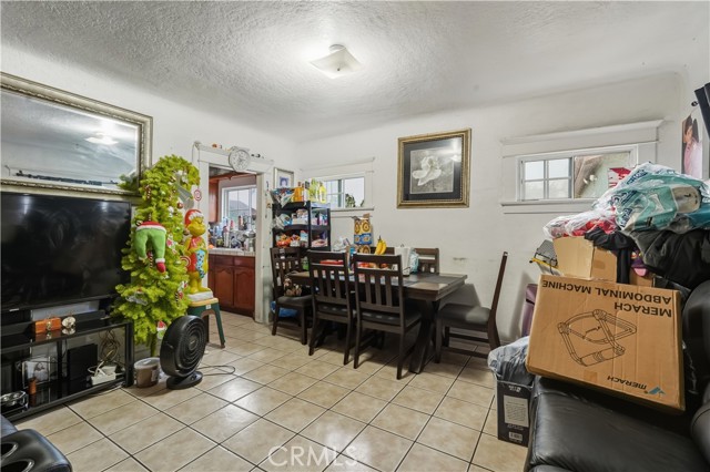 Detail Gallery Image 21 of 24 For 1341 N Fries, Wilmington,  CA 90744 - – Beds | – Baths