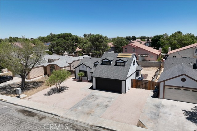 44130 Dahlia Street, Lancaster CA: https://media.crmls.org/medias/719cc8ae-d9b3-4270-b988-29ef501699ae.jpg