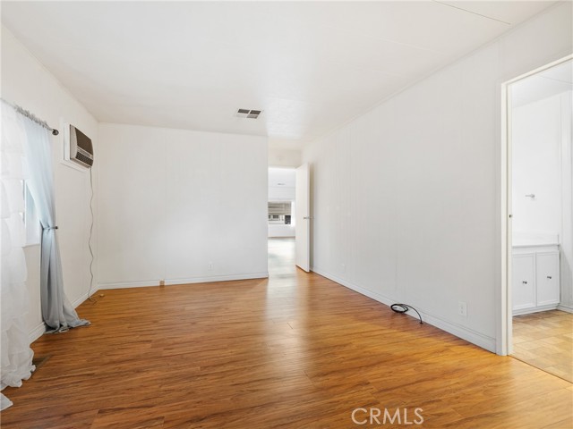 Detail Gallery Image 29 of 34 For 13393 Mariposa Rd #112,  Victorville,  CA 92395 - 2 Beds | 2 Baths
