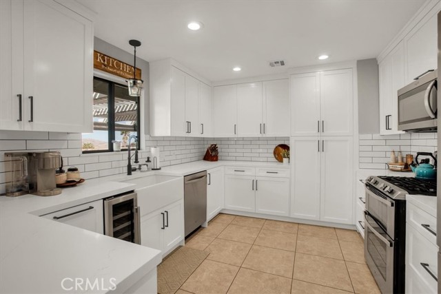 Detail Gallery Image 12 of 57 For 58943 Natoma Trl, Yucca Valley,  CA 92284 - 4 Beds | 2 Baths