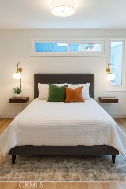 5331 E Ocean Boulevard, Long Beach CA: https://media.crmls.org/medias/719e36cb-8312-41e9-a5ab-006b8e5f6b5d.jpg