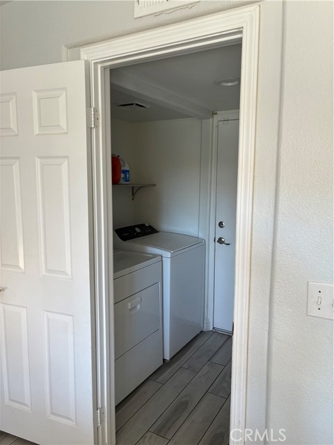 Detail Gallery Image 9 of 23 For 40060 Milkwood Lane, Murrieta,  CA 92562 - 4 Beds | 2/1 Baths