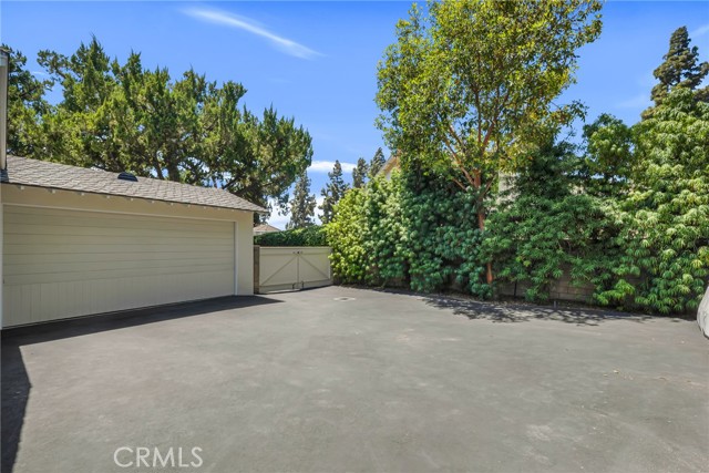 Detail Gallery Image 40 of 50 For 19439 Mayall St, Northridge,  CA 91324 - 4 Beds | 4 Baths