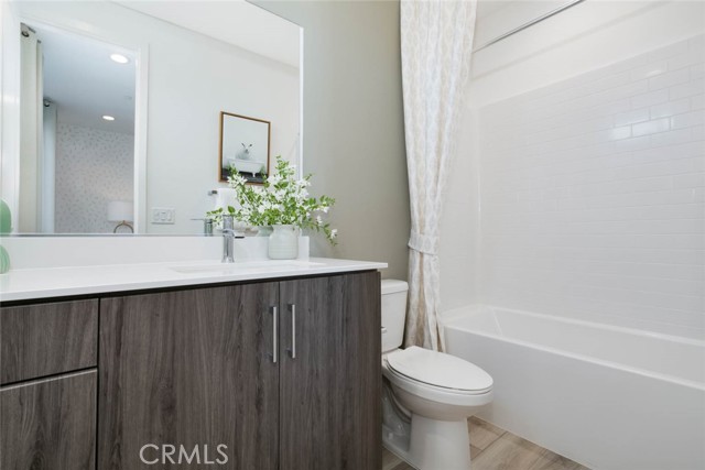 Detail Gallery Image 17 of 37 For 1077 Cadence, Irvine,  CA 92618 - 4 Beds | 4 Baths