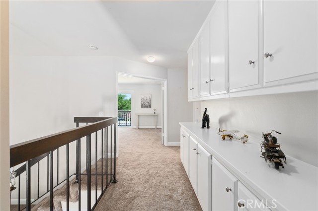 23761 Singapore Street, Mission Viejo CA: https://media.crmls.org/medias/719fe662-d4ad-44b4-ade3-f2545bfc258f.jpg