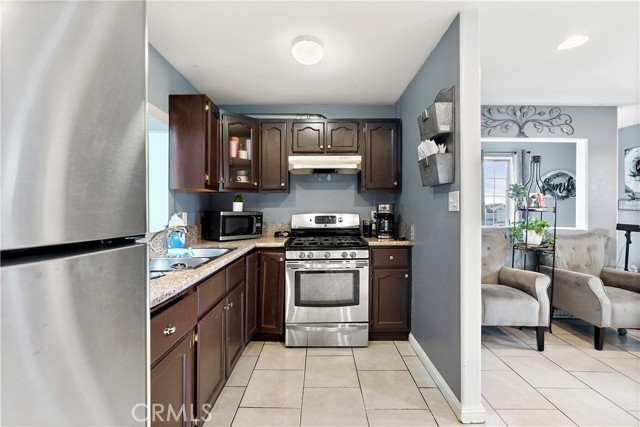 1301 E Pacific Coast, Wilmington CA: https://media.crmls.org/medias/719feb67-f606-4bcf-8ec1-9dfa42b8b0ff.jpg