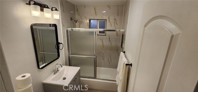 Detail Gallery Image 42 of 60 For 1221 N Ross, Santa Ana,  CA 92701 - 3 Beds | 3 Baths