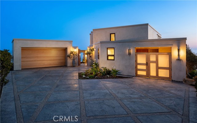 1901 Ocean Way, Laguna Beach CA: https://media.crmls.org/medias/71a1380c-0bfe-46ea-86af-1f44c5a77938.jpg
