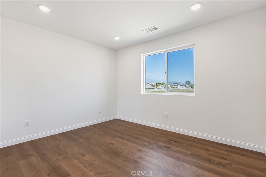 MLS #IV25219016 image #33