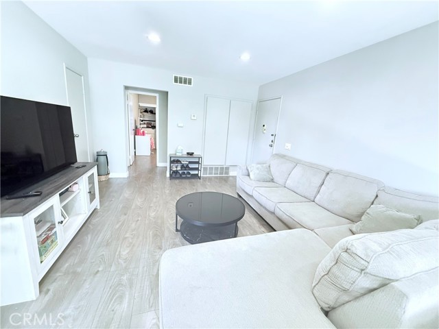 Detail Gallery Image 8 of 23 For 1525 Walnut Leaf Dr #209,  Walnut,  CA 91789 - 2 Beds | 2 Baths