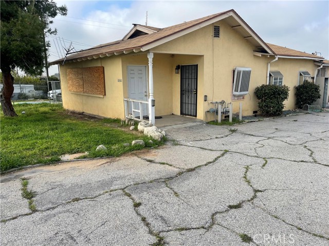 12278 5th, Yucaipa CA: https://media.crmls.org/medias/71a209ee-42c9-43b5-a497-379fb6c96790.jpg