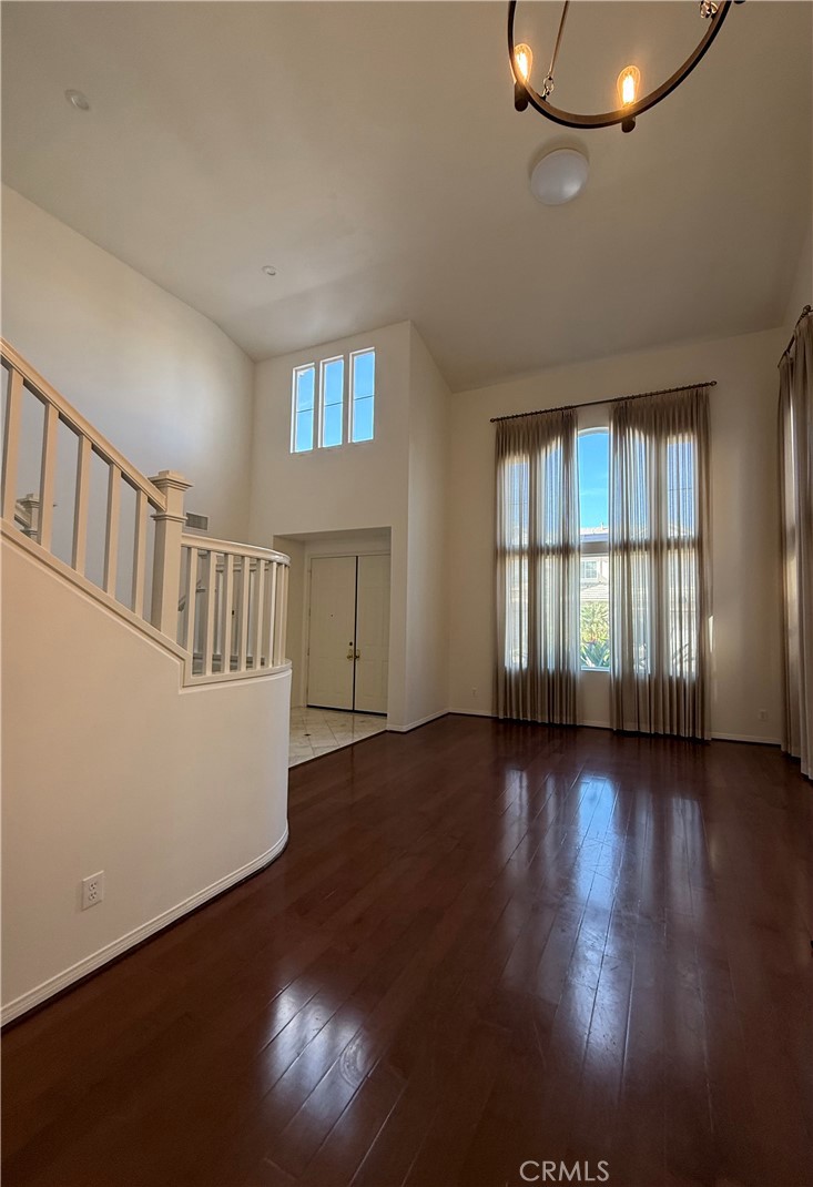 MLS #OC25275384 image #10