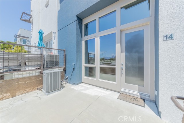 Detail Gallery Image 7 of 46 For 5410 W 149th Pl #14,  Hawthorne,  CA 90250 - 2 Beds | 3 Baths