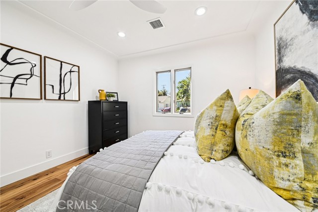 Detail Gallery Image 33 of 58 For 8454 Naylor Ave, Los Angeles,  CA 90045 - 3 Beds | 2 Baths
