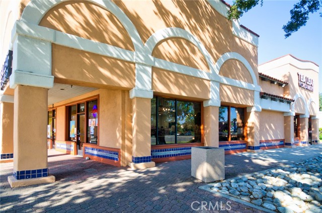 2145 Foothill Boulevard, La Verne CA: https://media.crmls.org/medias/71a3e648-b8a5-4d51-ac86-ab1448587fd3.jpg