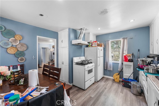 Detail Gallery Image 7 of 27 For 1411 W Ivesbrook St, Lancaster,  CA 93534 - 3 Beds | 1 Baths