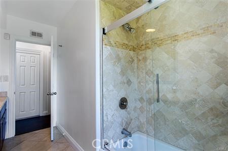 Detail Gallery Image 13 of 20 For 3445 Caribeth Drive, Encino,  CA 91436 - 4 Beds | 3 Baths