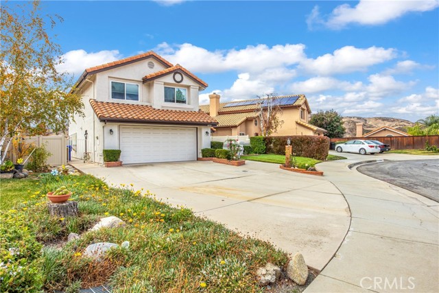 Detail Gallery Image 2 of 38 For 10974 Laurel Grove Cir, Yucaipa,  CA 92399 - 3 Beds | 2/1 Baths