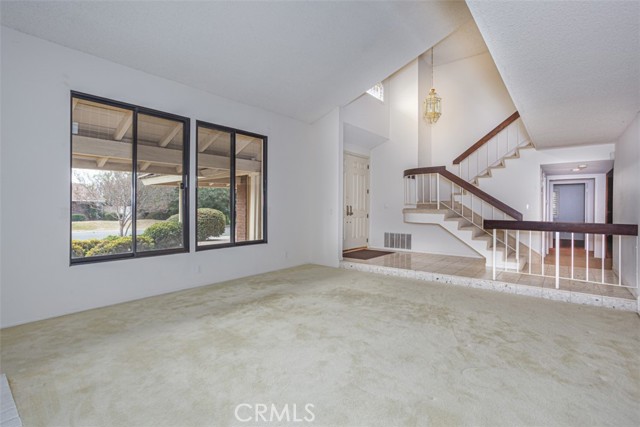 18601 Marion Way, Villa Park CA: https://media.crmls.org/medias/71a7d350-fa2d-4972-807f-ace2a9e6aa32.jpg