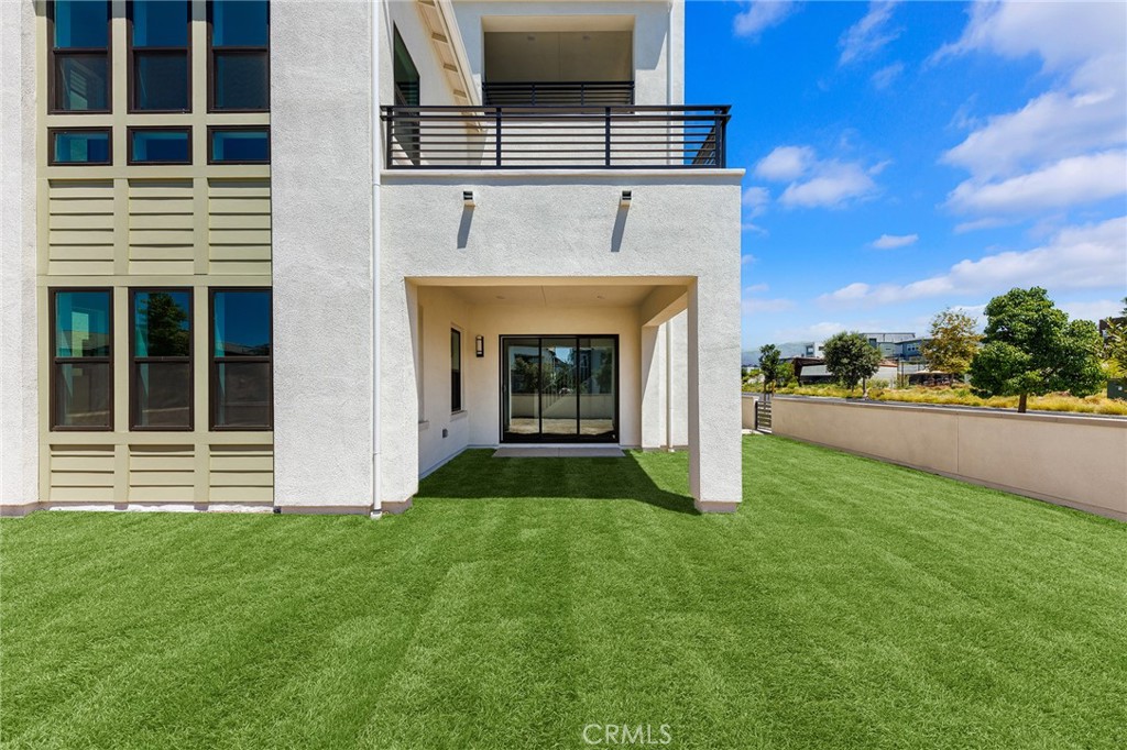 71a7fd41 A4e4 4f56 B714 Ff18e348d046