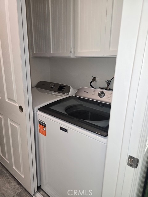 22509 Saticoy St. photo 18